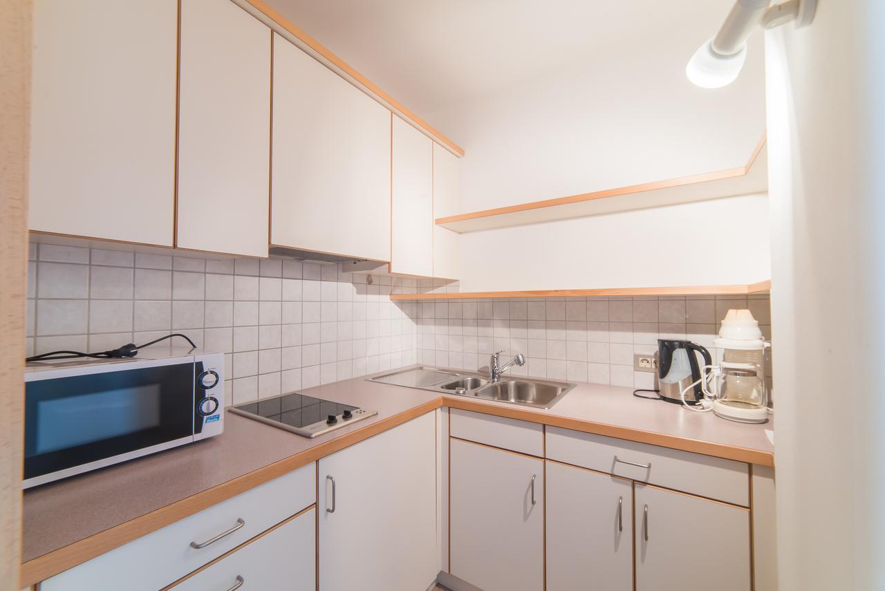 קסטלבלו Pension Apartments Pardell מראה חיצוני תמונה